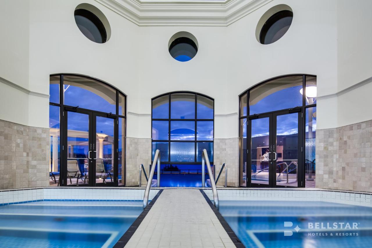 The Royal Kelowna - Bellstar Hotels & Resorts Ngoại thất bức ảnh
