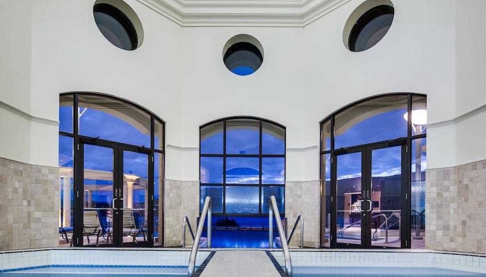 The Royal Kelowna - Bellstar Hotels & Resorts Ngoại thất bức ảnh